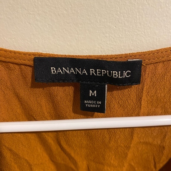 Banana Republic Boho Peplum Top — Size M - Picture 4 of 5